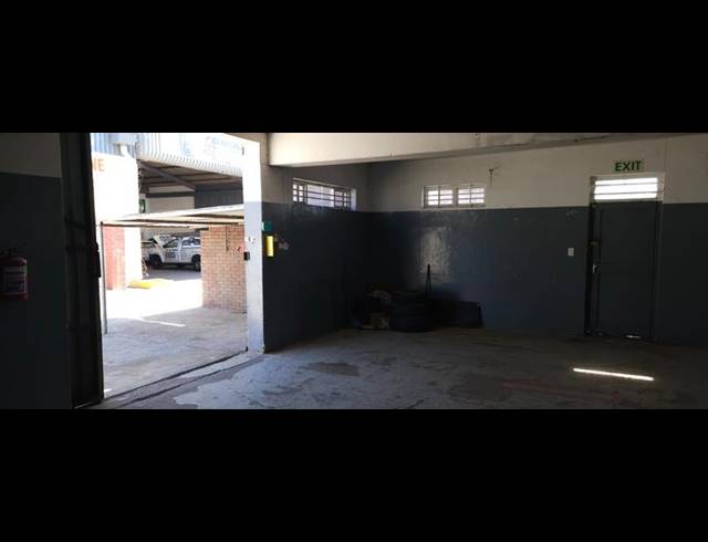 INDUSTRIAL PROPERTY TO RENT IN EPPING